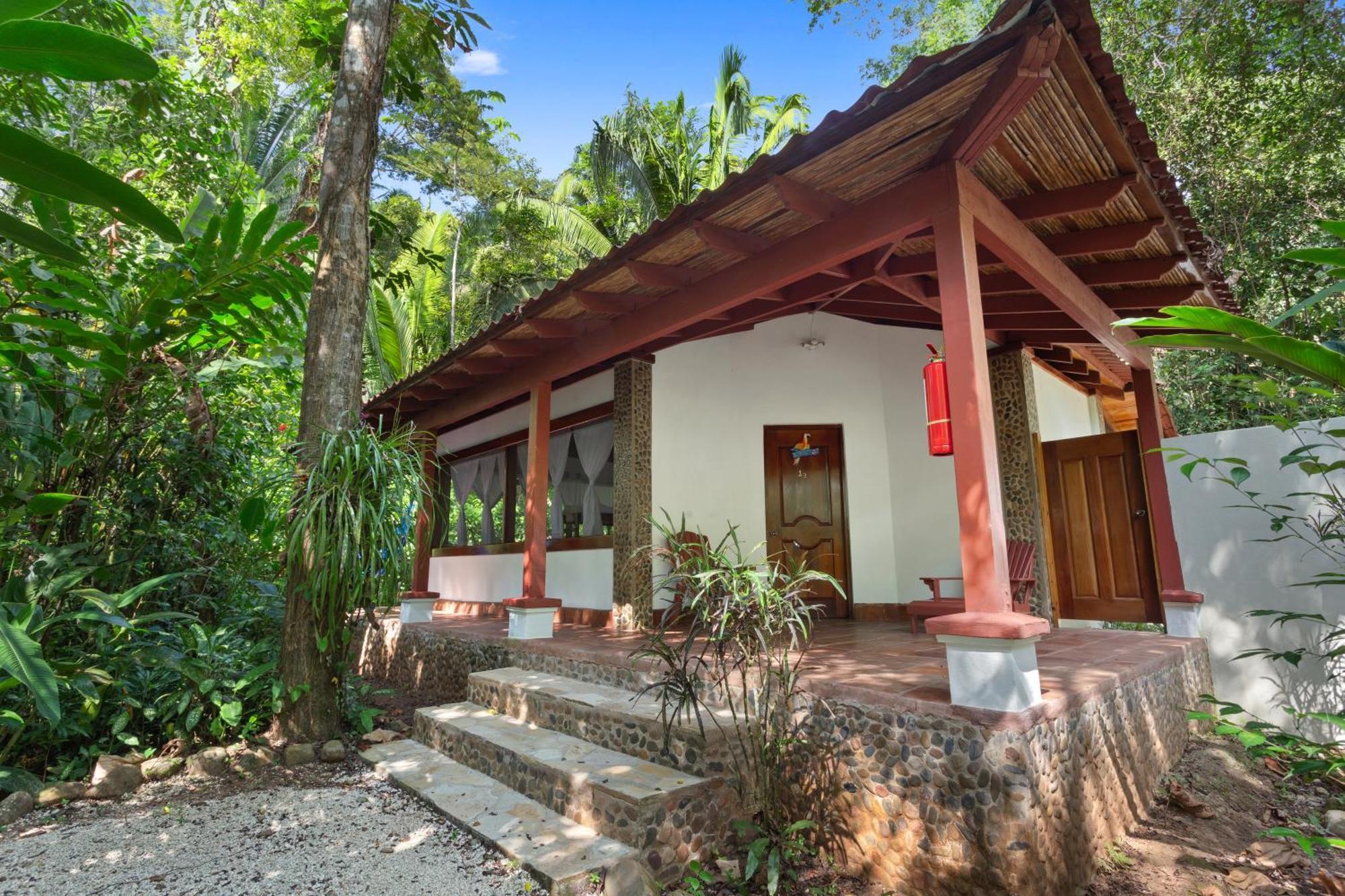 Ian Anderson Caves Branch Jungle Lodge Belmopan Kültér fotó