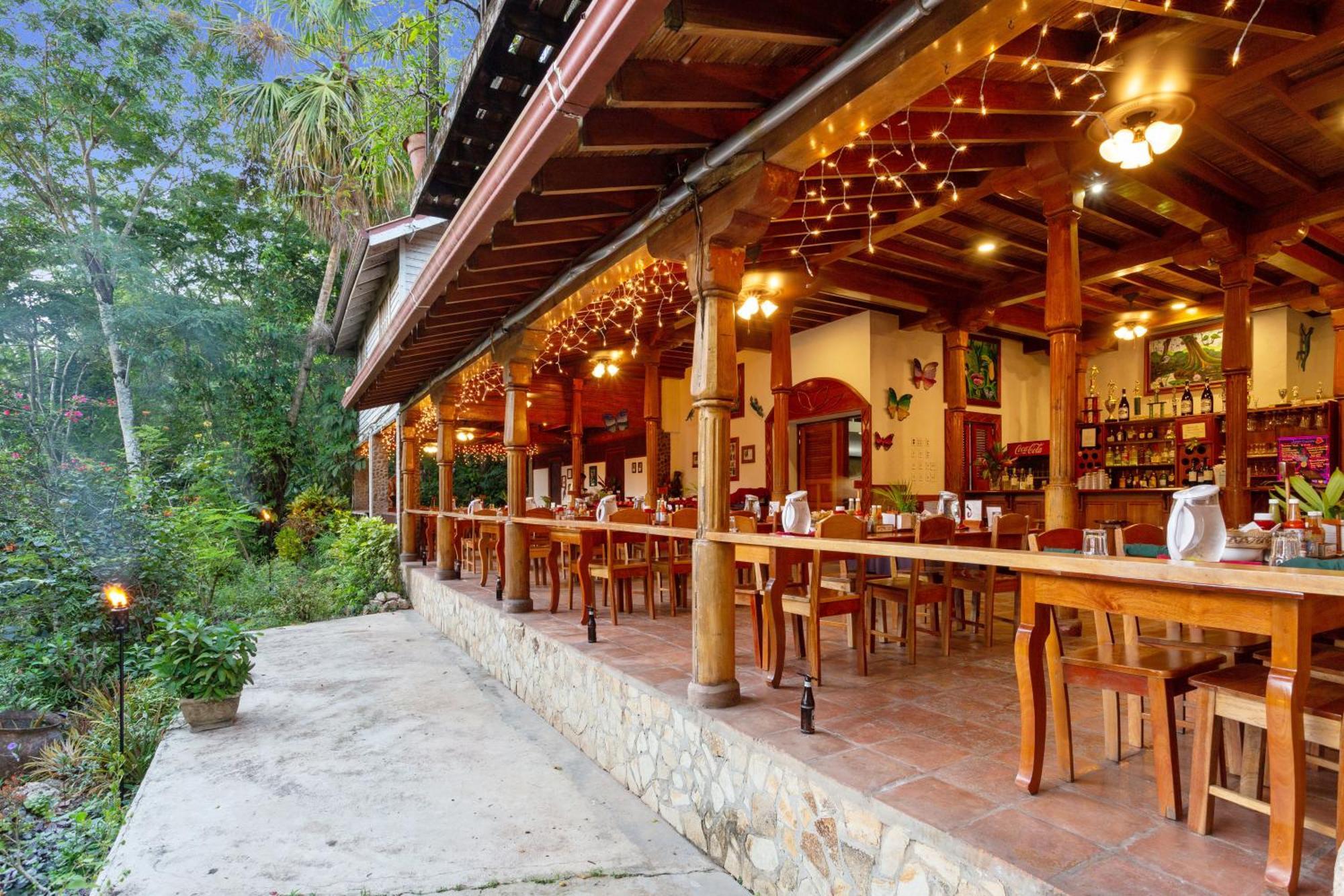 Ian Anderson Caves Branch Jungle Lodge Belmopan Kültér fotó